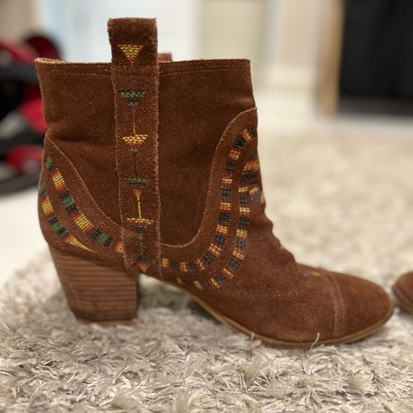 Booties - Picture 6 of 8